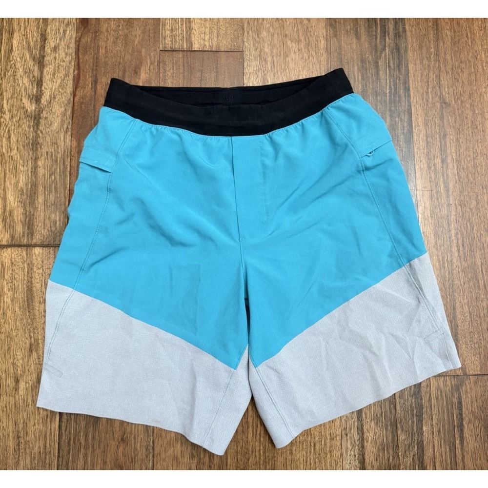 Lululemon Namaste At The Beach Short 8" In Amazonite/Light Cast Mens Med